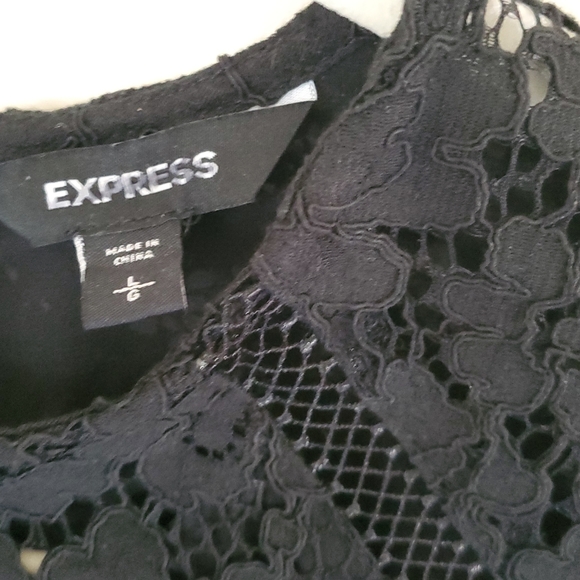 Express Lace Puff Sleeve Top. Worn once - Picture 4 of 4
